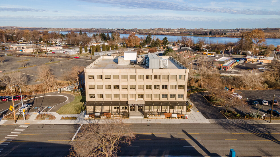 1100 Jadwin Ave, Richland, WA for lease - Building Photo - Image 1 of 5