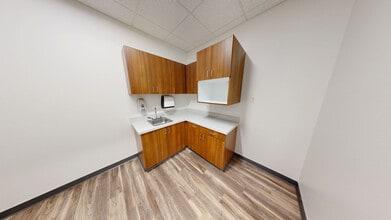 9250 N 3rd St, Phoenix, AZ for lease Interior Photo- Image 1 of 7