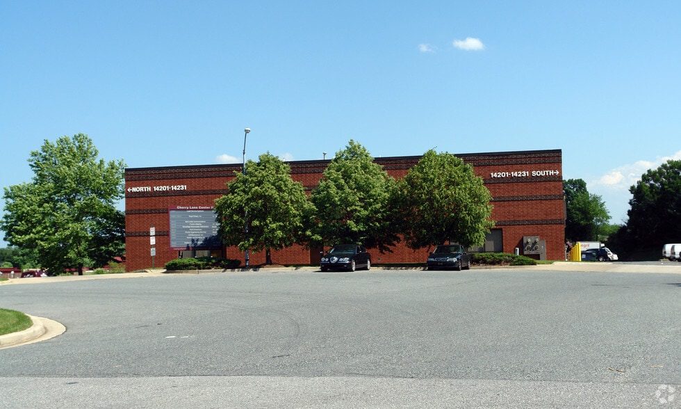 14201-14231 Cherry Lane Ct, Laurel, MD for lease - Building Photo - Image 2 of 2