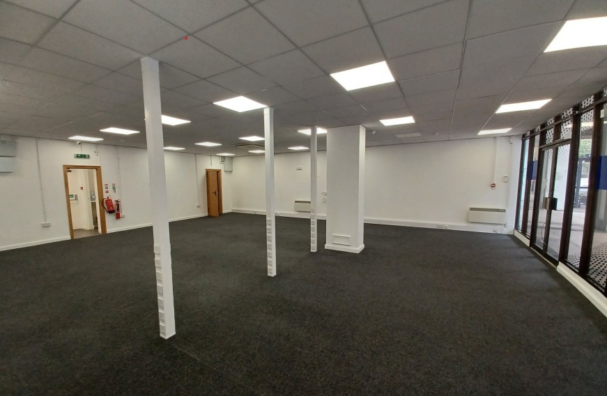 Isambard Brunel Rd, Portsmouth for lease Interior Photo- Image 1 of 1