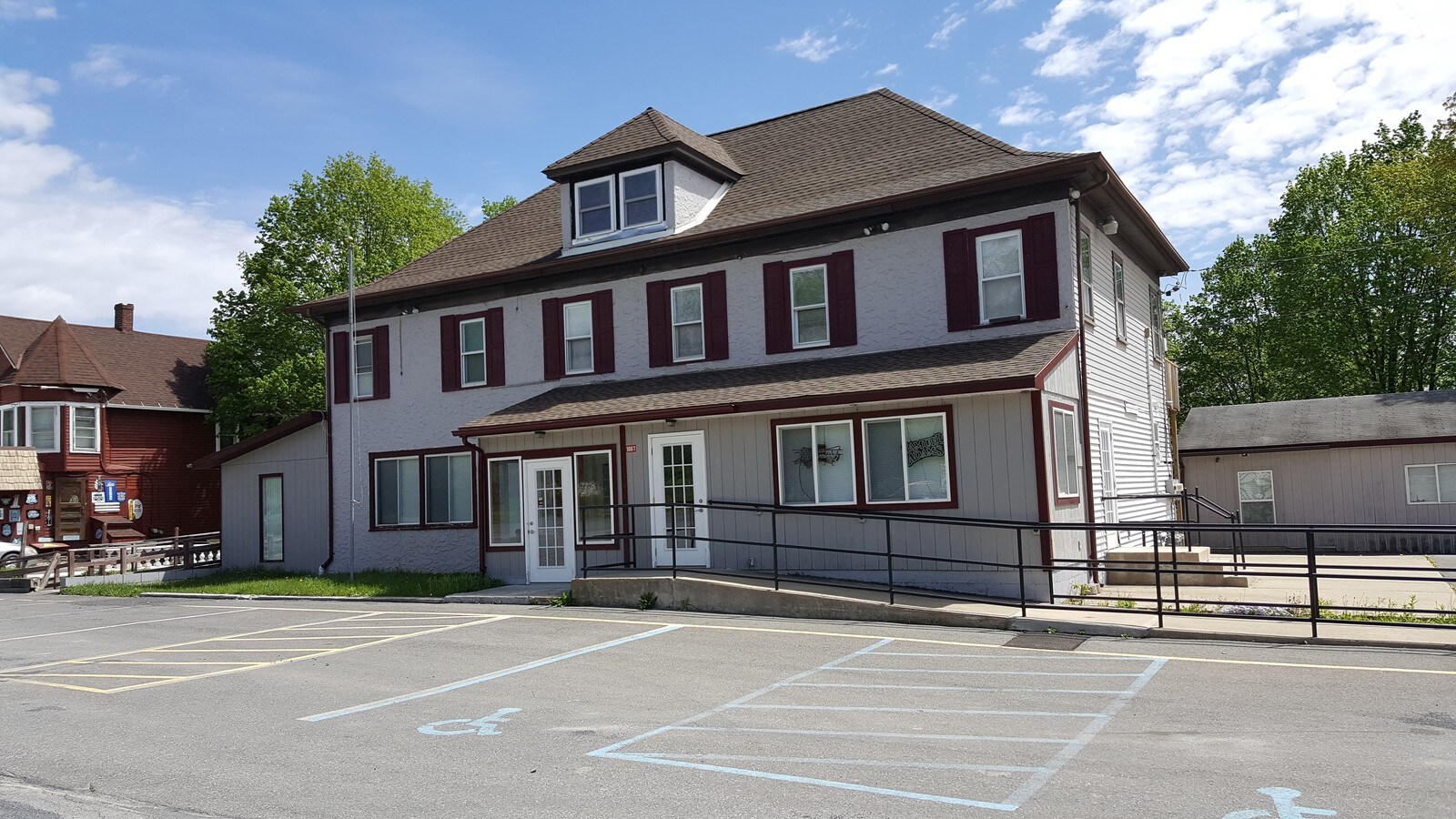 1067 Broadway, Esopus, NY 12429