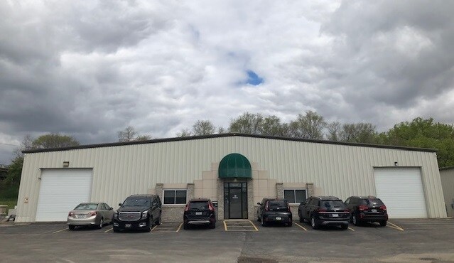 1936 51st St NE, Cedar Rapids, IA for sale Building Photo- Image 1 of 1