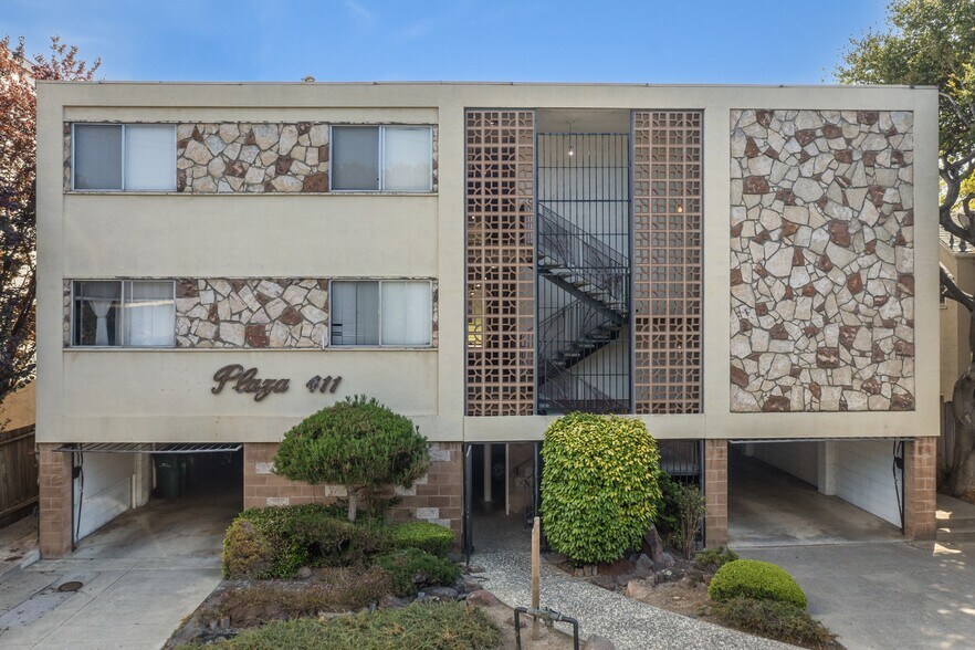 411 Stannage Ave, Albany, CA for sale - Building Photo - Image 1 of 1