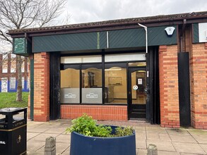 8-16 Beechwood Dr, Prenton for lease Building Photo- Image 1 of 1