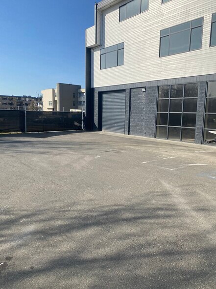22613 7th Ave S, Des Moines, WA for lease - Building Photo - Image 1 of 7