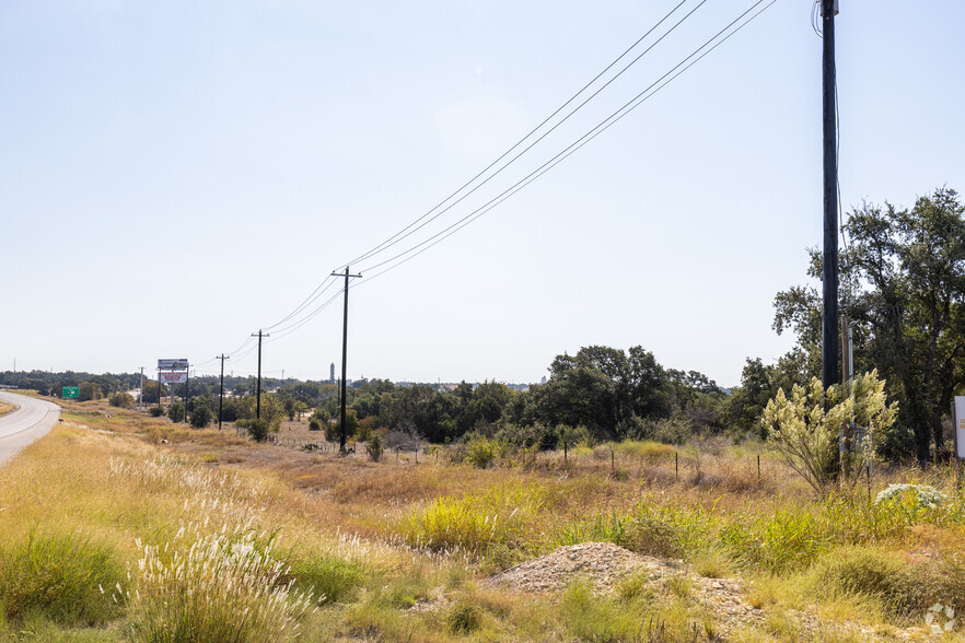 6761 Texas 195, Florence, TX for sale - Primary Photo - Image 1 of 1