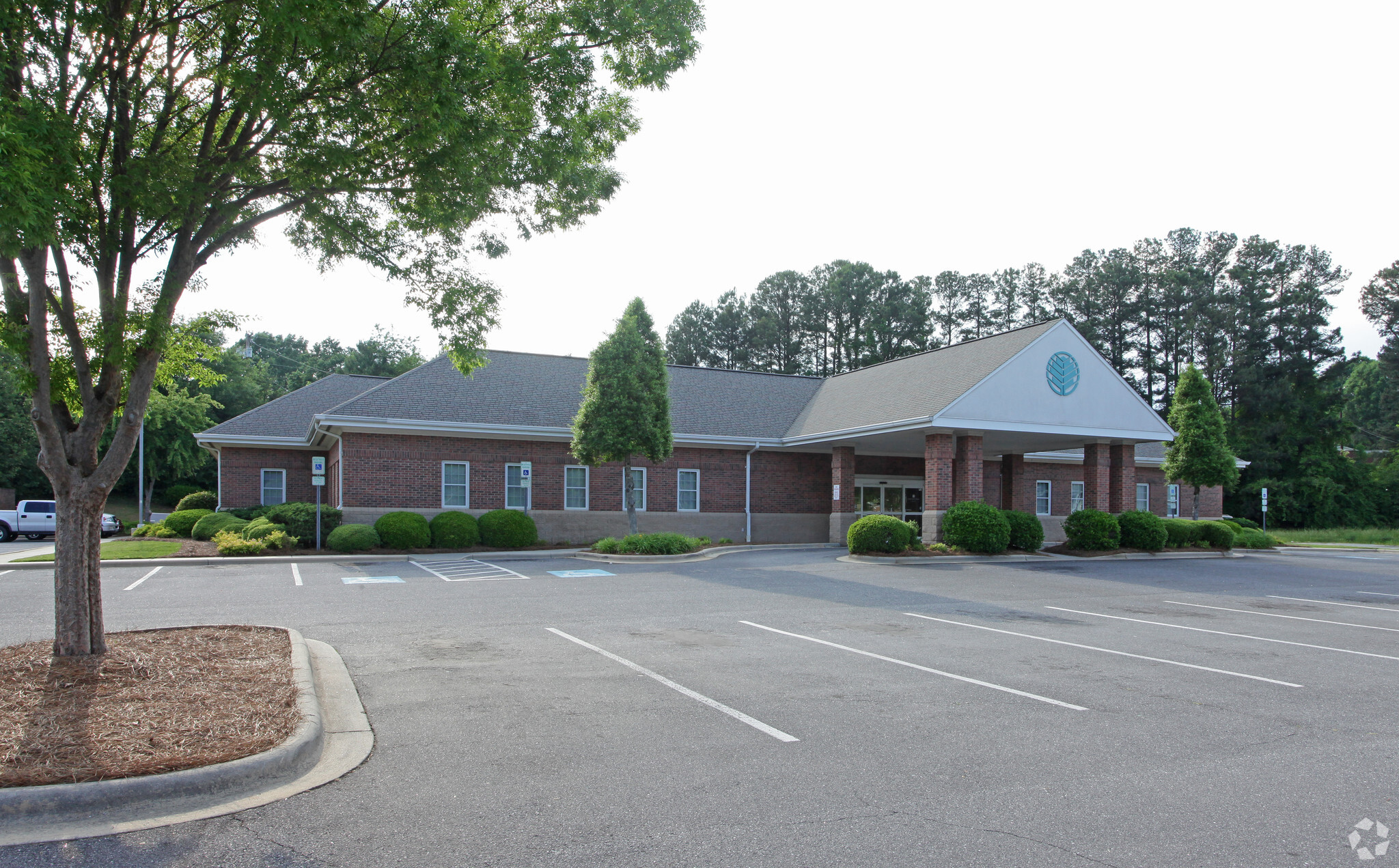 612-614 Center Dr, Lincolnton, NC for sale Primary Photo- Image 1 of 1