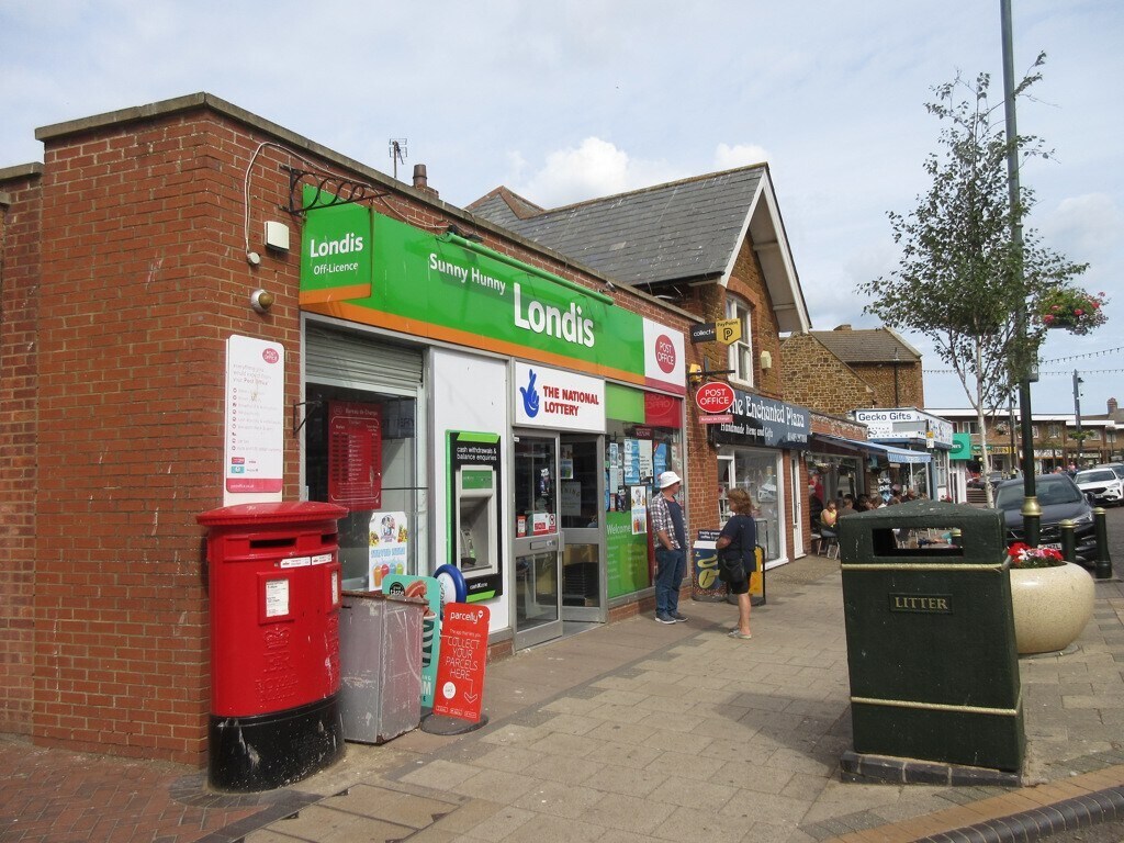 21-25 High St, Hunstanton for sale Primary Photo- Image 1 of 1
