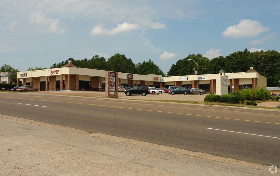 6955 Old Canton Rd, Ridgeland, MS 39157