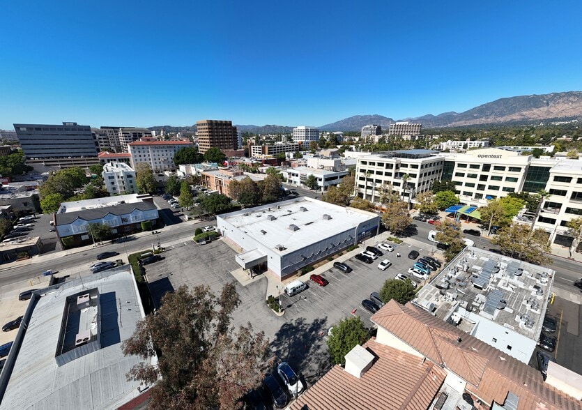 1038 E Colorado Blvd, Pasadena, CA for lease - Building Photo - Image 3 of 7