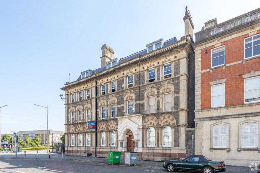 54 Bute St, Cardiff for lease - Building Photo - Image 3 of 7