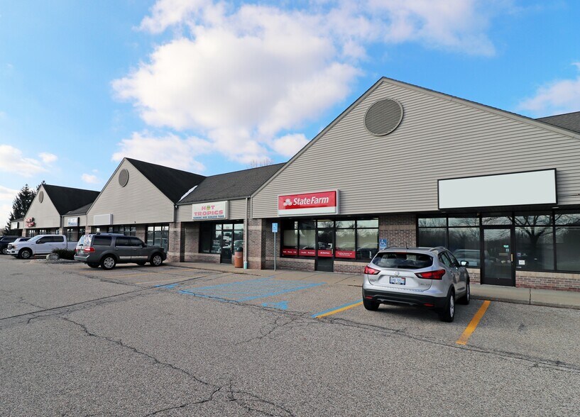 5305-5317 Alpine Ave NW, Comstock Park, MI for sale - Building Photo - Image 1 of 1