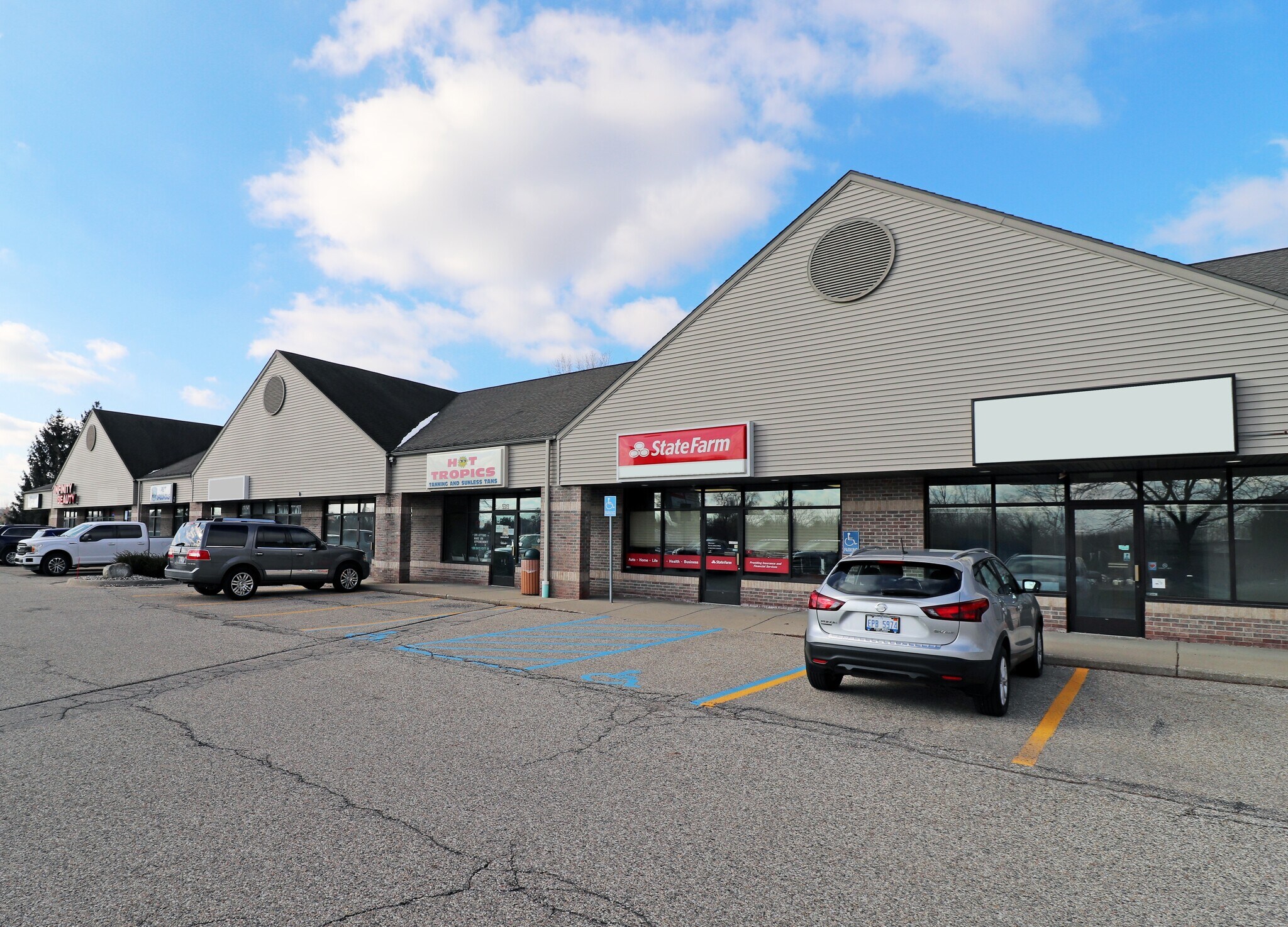 5305-5317 Alpine Ave NW, Comstock Park, MI for sale Building Photo- Image 1 of 1