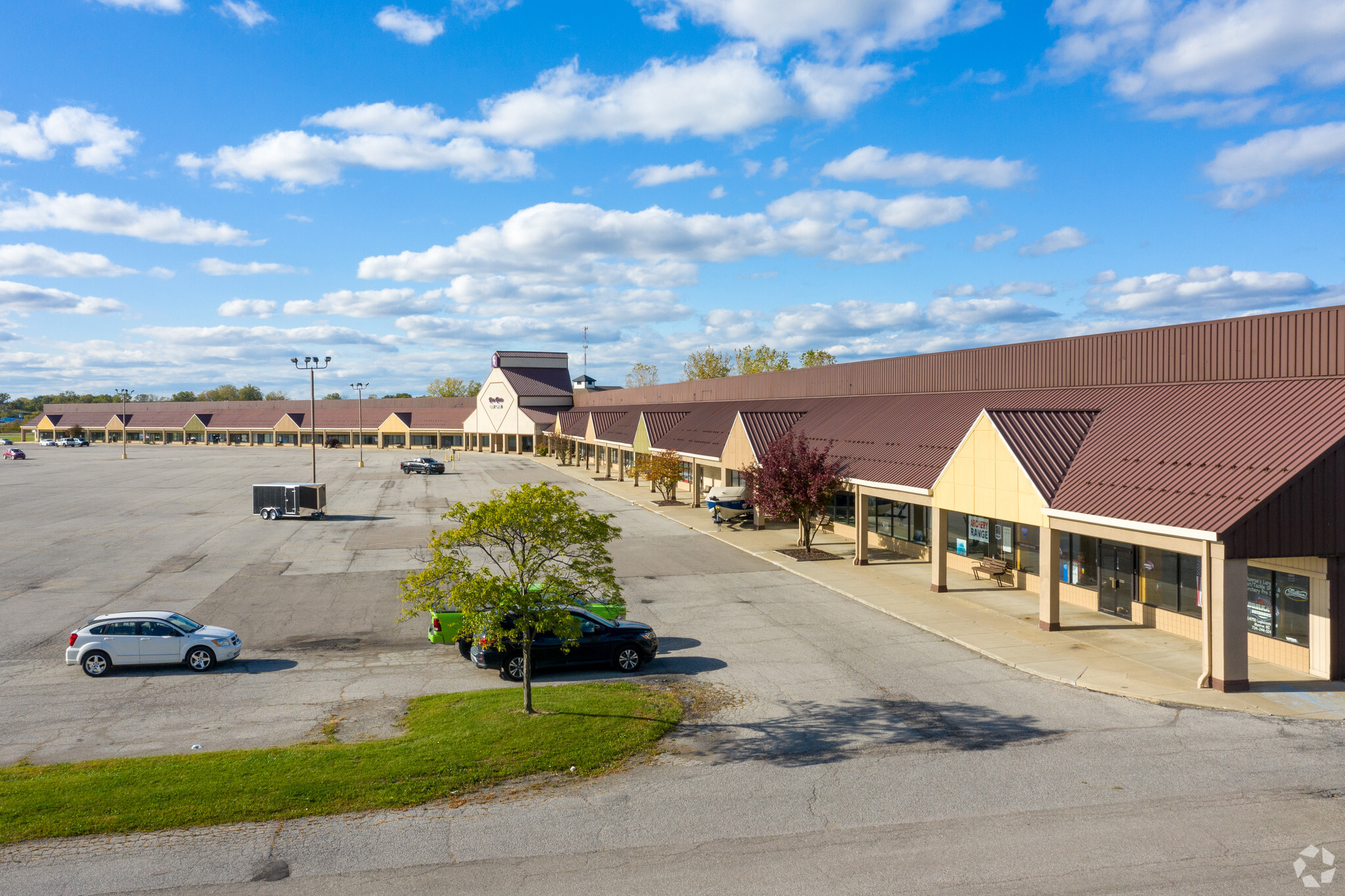 14750-14930-laplaisance-rd-monroe-mi-48161-monroe-premium-plaza