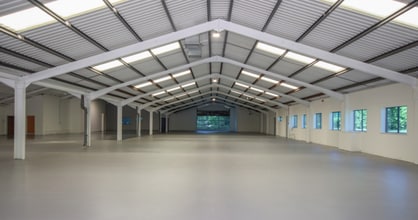 Stakehill Ln, Manchester for lease Interior Photo- Image 1 of 3