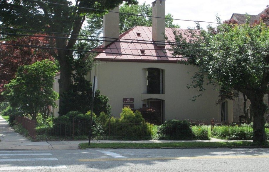 117 N Monroe St, Media, PA 19063