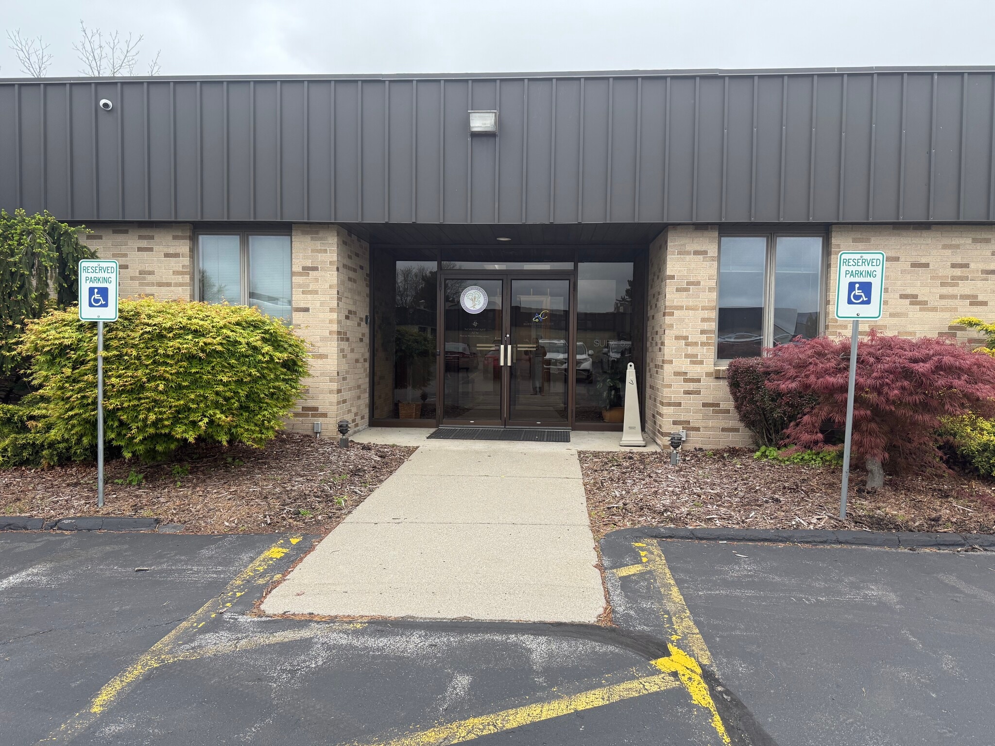 144 Metro Park, Rochester, NY for lease Building Photo- Image 1 of 7