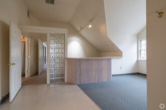 109 Colon St, Beverly, MA for lease Interior Photo- Image 2 of 20