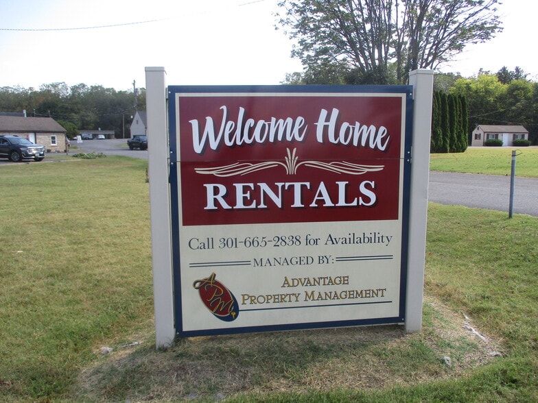 13725 Pennsylvania Ave, Hagerstown, MD for sale - Building Photo - Image 1 of 15