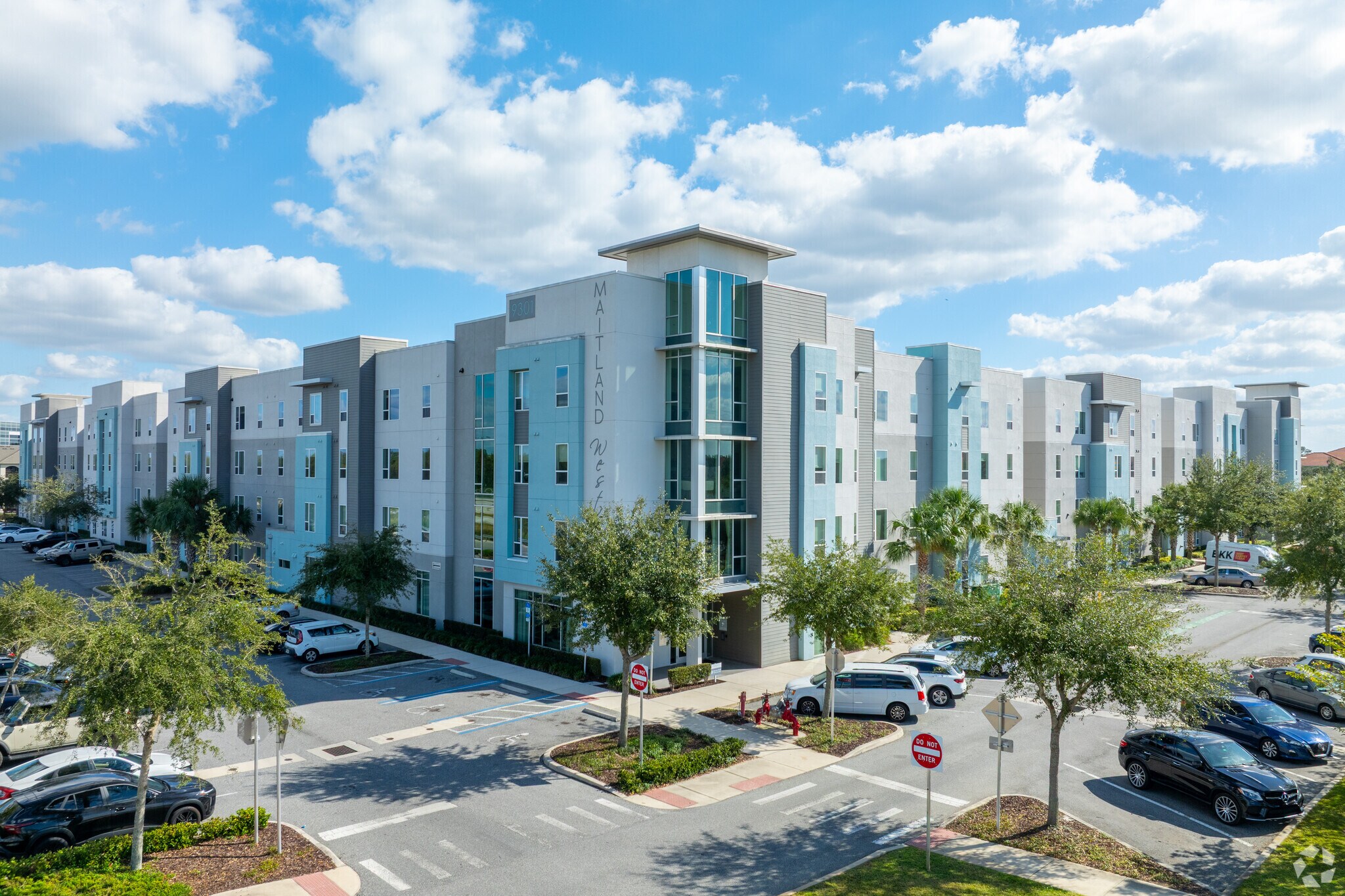 9301 Summit Centre Way, Orlando, FL for sale Primary Photo- Image 1 of 1