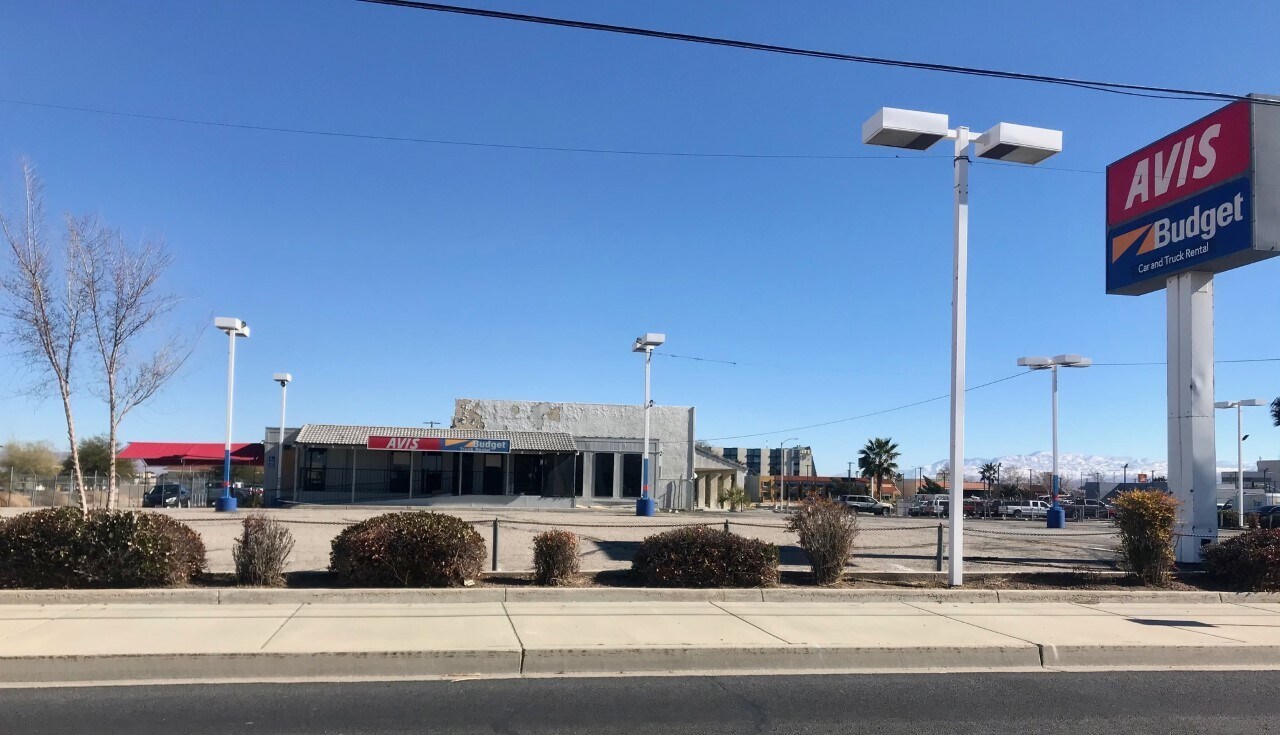 14213 Amargosa Rd, Victorville, CA 92392 Avis Budget