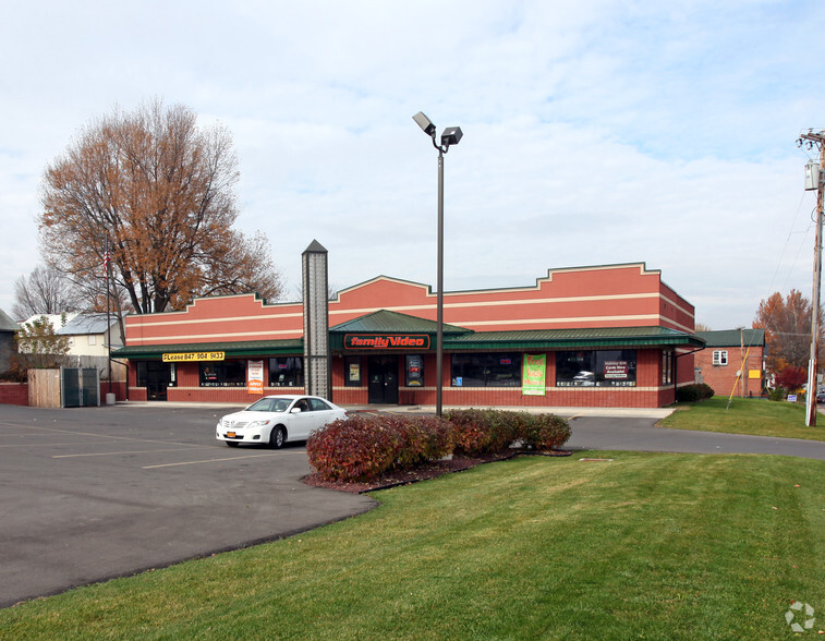 104 W Broadway, Fulton, NY for lease - Primary Photo - Image 1 of 3