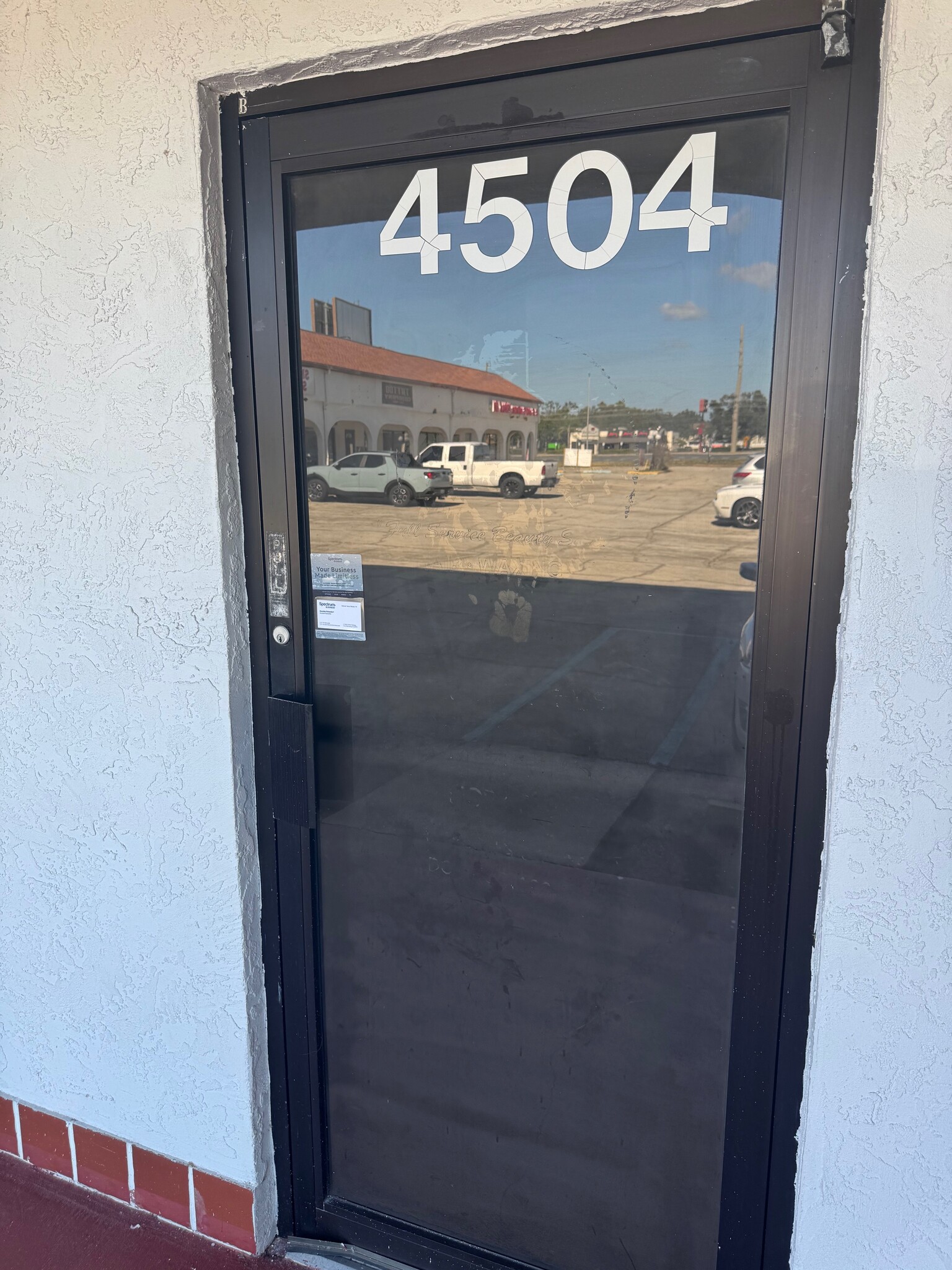 4500 Commercial Way, Spring Hill, FL for lease Primary Photo- Image 1 of 7