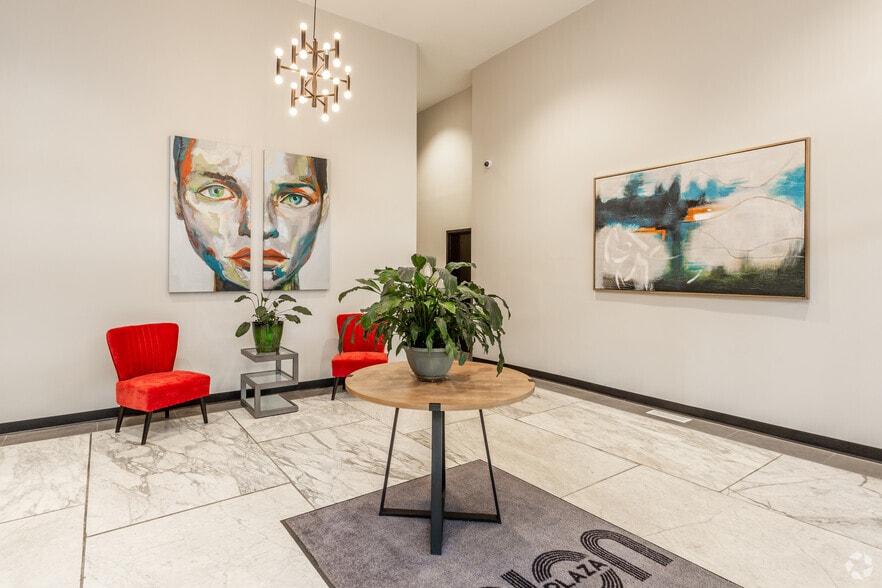 601 S 16th St, Omaha, NE for lease - Interior Photo - Image 2 of 12