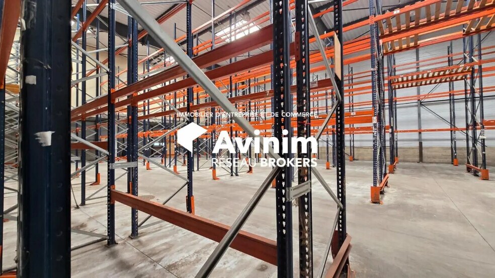 Industrial in Goussainville for sale - Interior Photo - Image 3 of 20