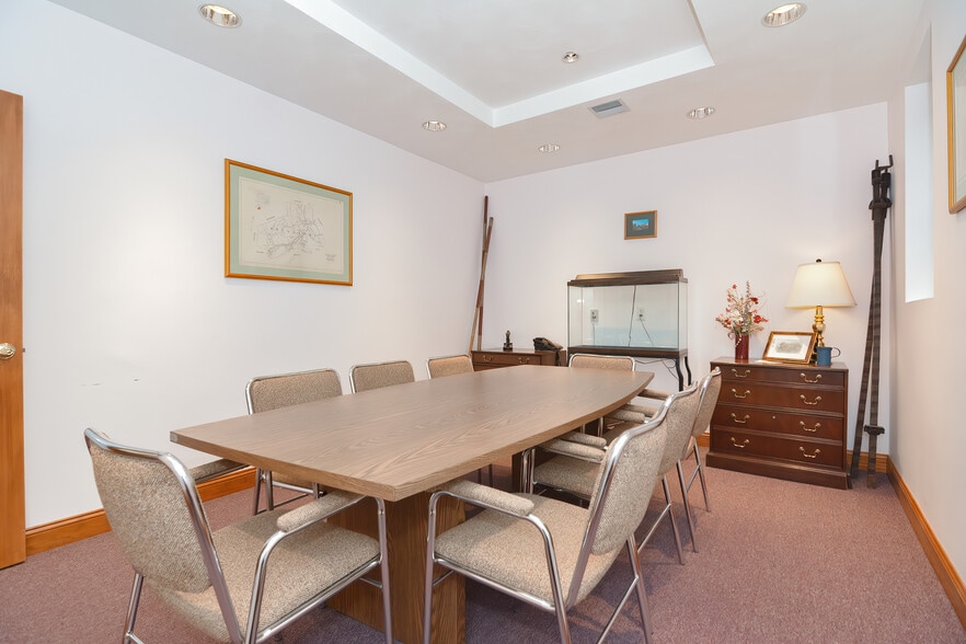 19 Exchange St, Holliston, MA for lease - Building Photo - Image 3 of 14