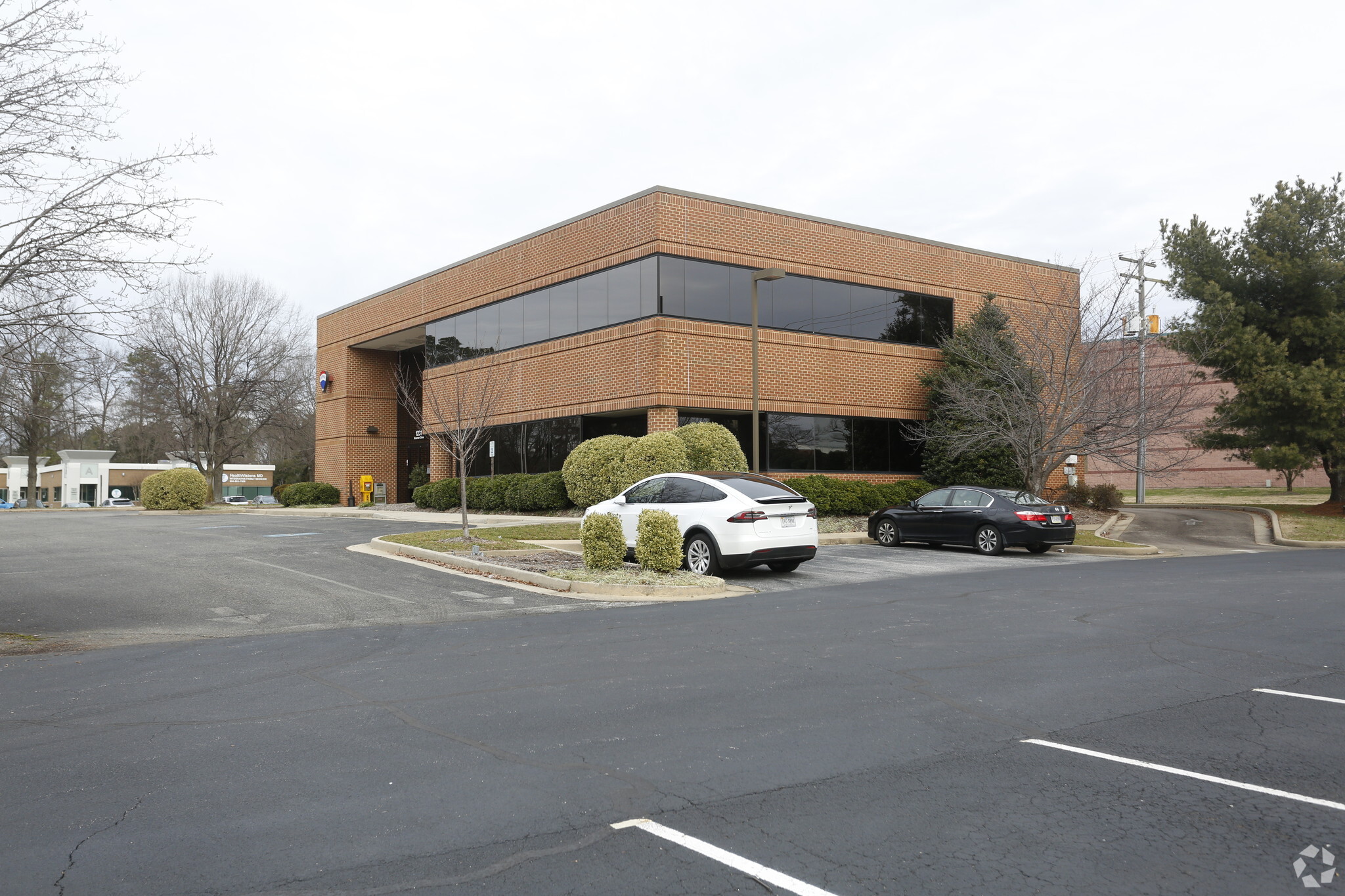 1231 Alverser Dr, Midlothian, VA for lease Primary Photo- Image 1 of 5