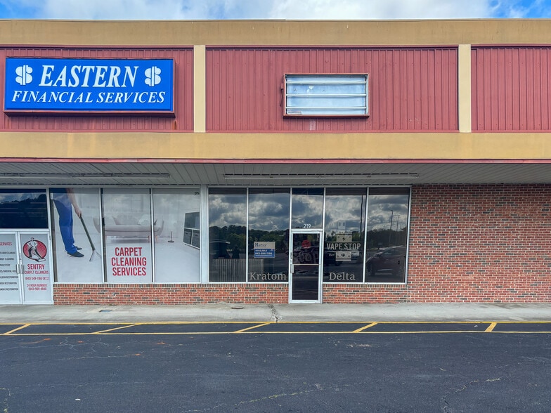 227 Robertson Blvd, Walterboro, SC for lease - Building Photo - Image 2 of 10