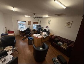 Trident Clos, Rochester for lease Interior Photo- Image 2 of 2