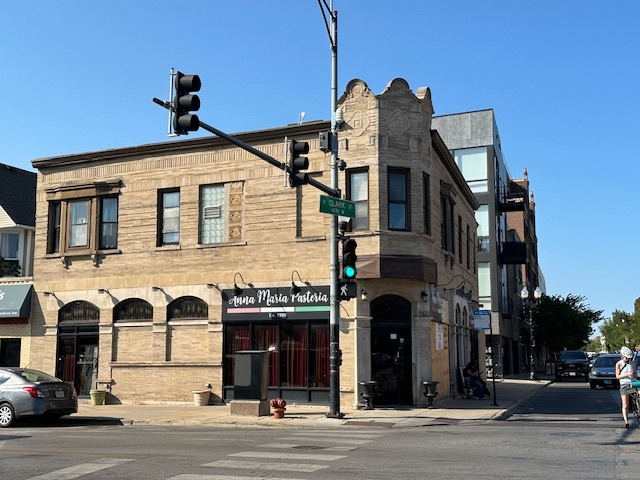 4400 N Clark St, Chicago, IL for lease - Building Photo - Image 2 of 4