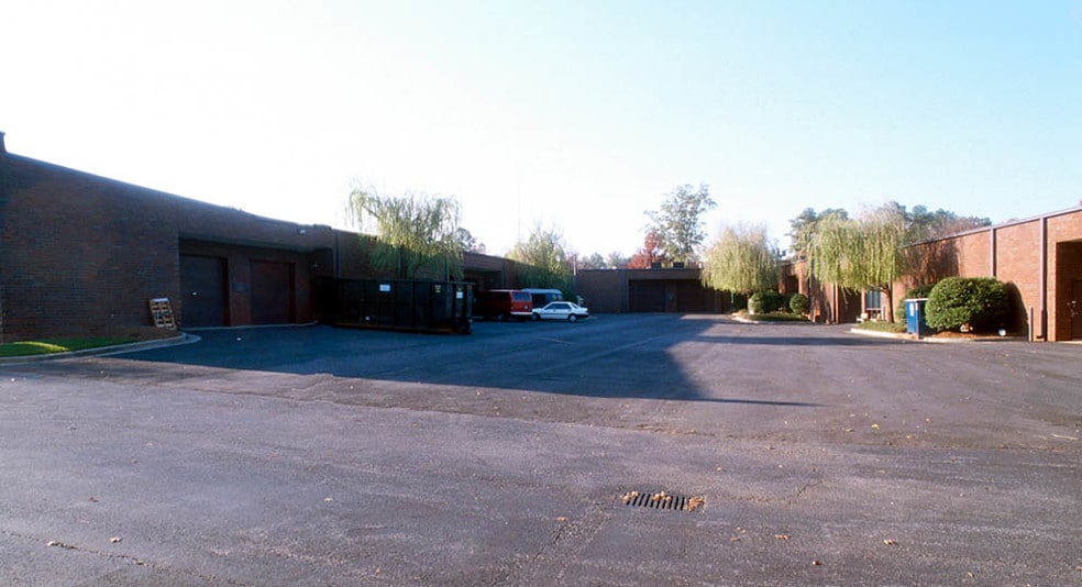 1600 Oakbrook Dr, Norcross, GA for lease - Other - Image 2 of 8