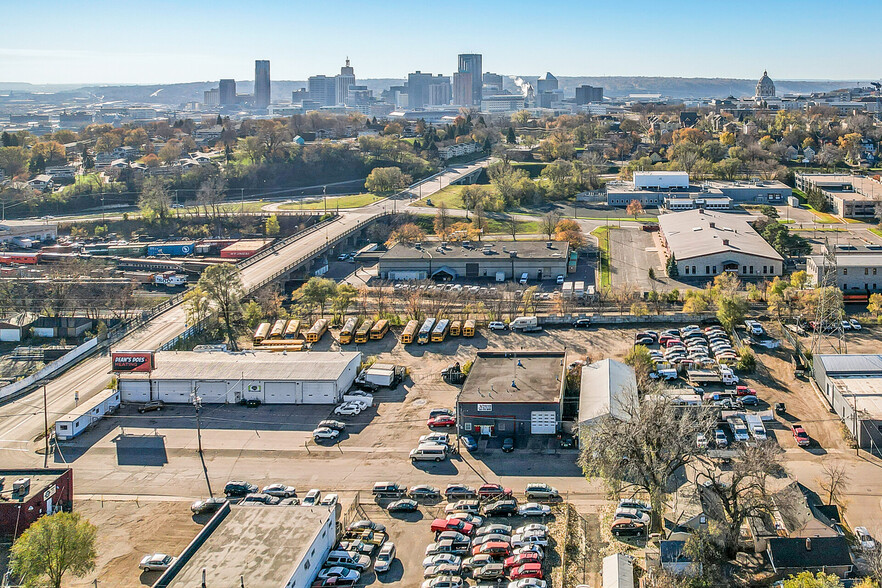 18 & 44 Acker St E, Saint Paul, MN for sale - Aerial - Image 1 of 20