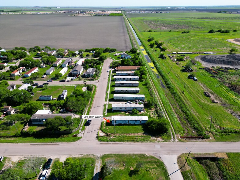 John Wayne Dr, Robstown, TX for sale - Primary Photo - Image 3 of 29