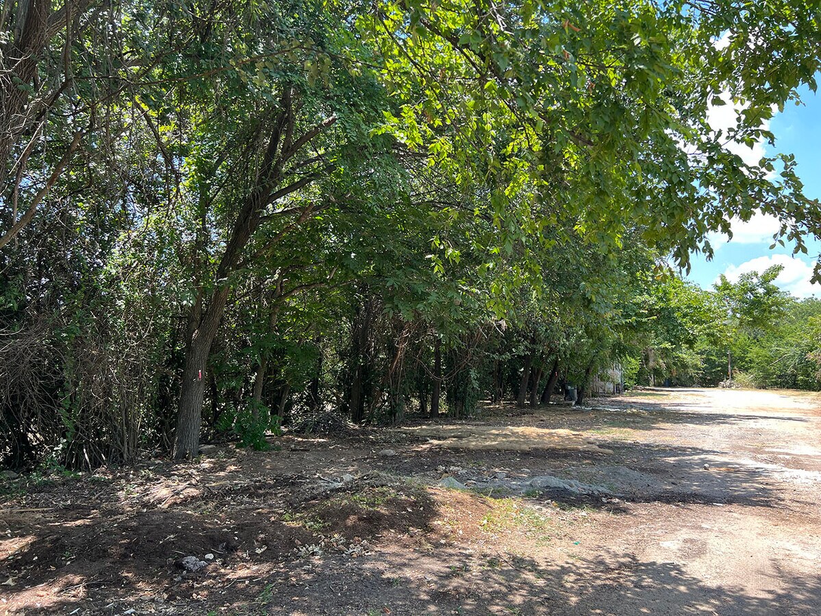 View Photo