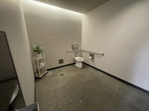 1801 3rd St, Norco, CA for lease Interior Photo- Image 2 of 41