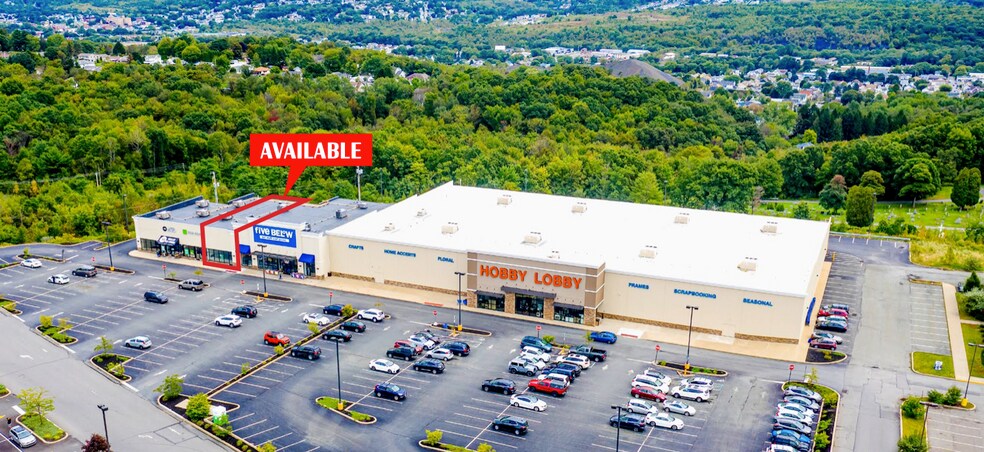 3908 Commerce Blvd, Dickson City, PA for lease - Building Photo - Image 1 of 2