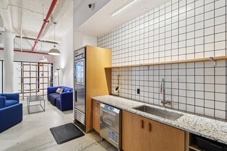 125 W 25th St, New York, NY for lease Interior Photo- Image 1 of 4