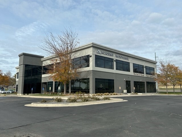 938 University Park Blvd, Clearfield, UT for lease - Building Photo - Image 2 of 4