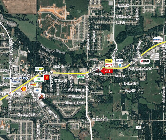 33 E Main St, Farmington, AR for sale - Building Photo - Image 2 of 4