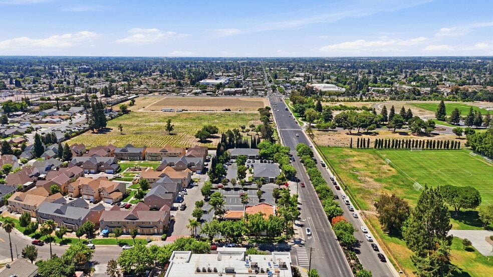 3700 Geer Rd, Turlock, CA for lease - Building Photo - Image 3 of 24