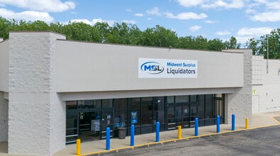 2100-2202 N Park Rd, Connersville, IN for lease Building Photo- Image 2 of 2