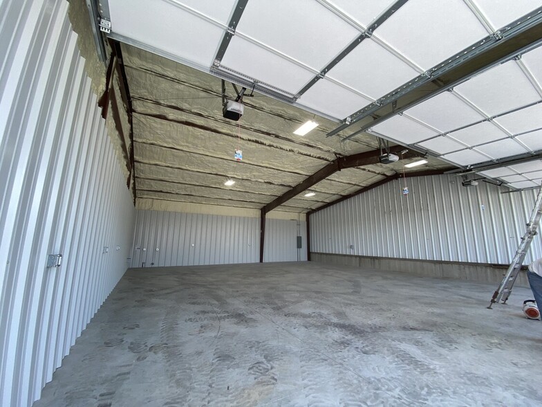 17443 W Missouri 13, Branson West, MO for lease - Building Photo - Image 1 of 1