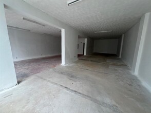 112-114 North St, Bristol for lease Interior Photo- Image 2 of 4