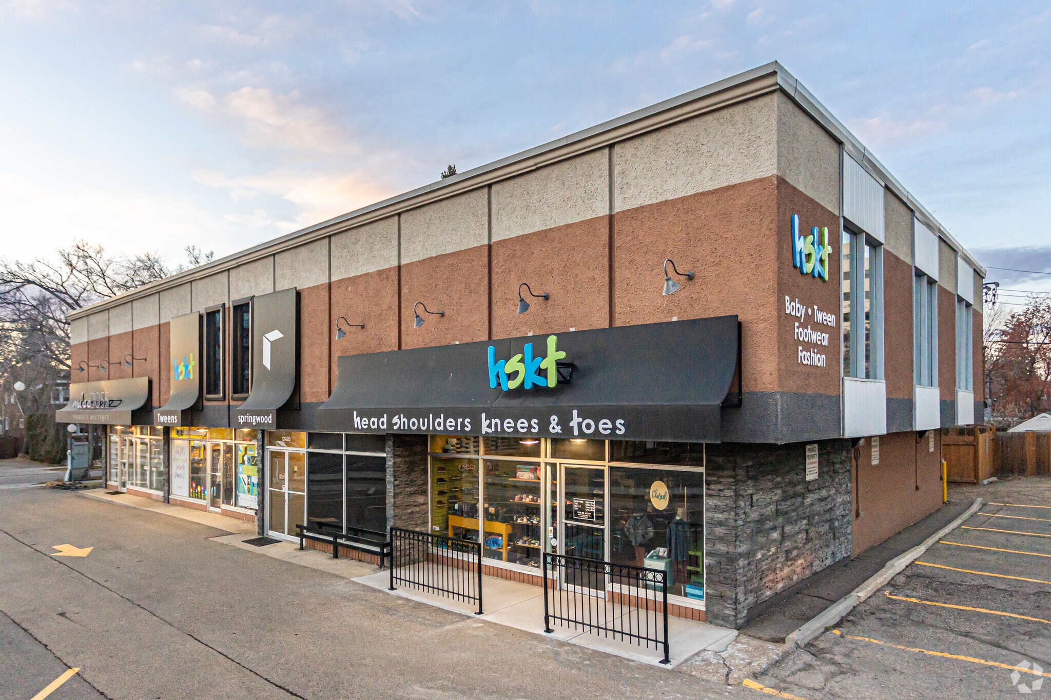 12505-12523 102 Av NW, Edmonton, AB for lease Primary Photo- Image 1 of 3
