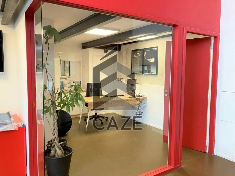 Office in Bordeaux for sale - Interior Photo - Image 3 of 6
