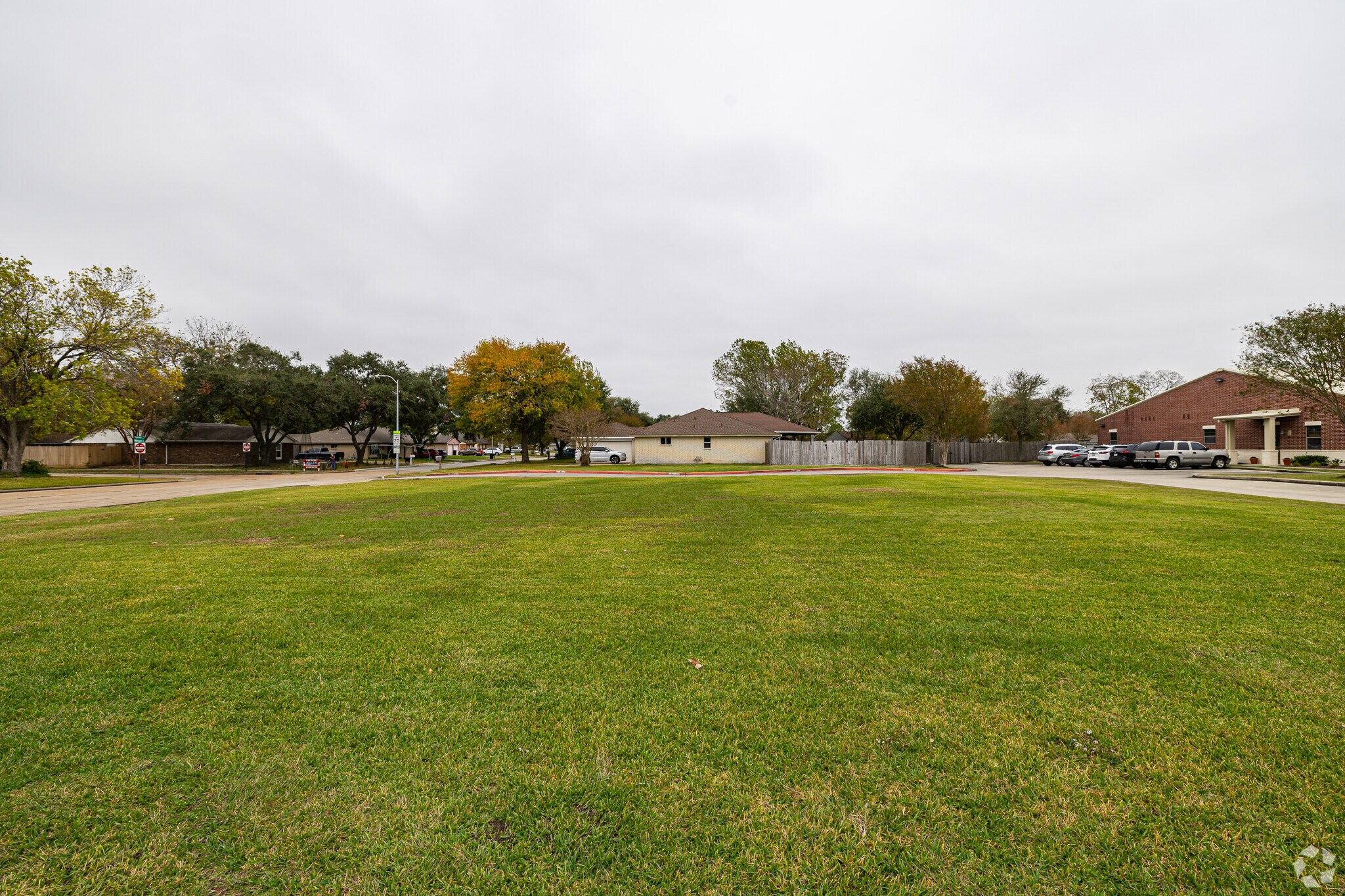W Fairmont Pky, La Porte, TX for sale Primary Photo- Image 1 of 1